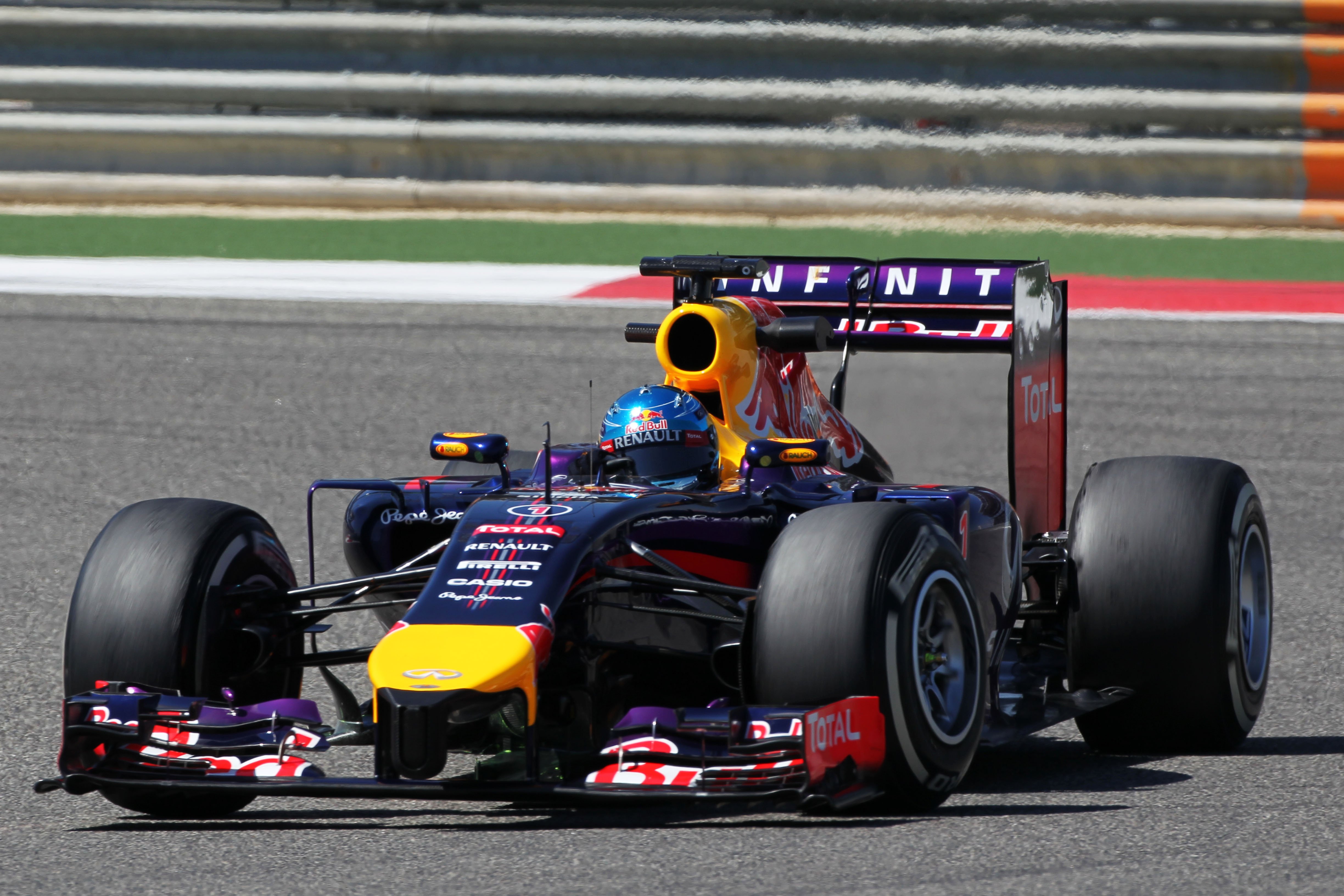 Vettel: ‘Gebrek aan snelheid niet ons grootste probleem’