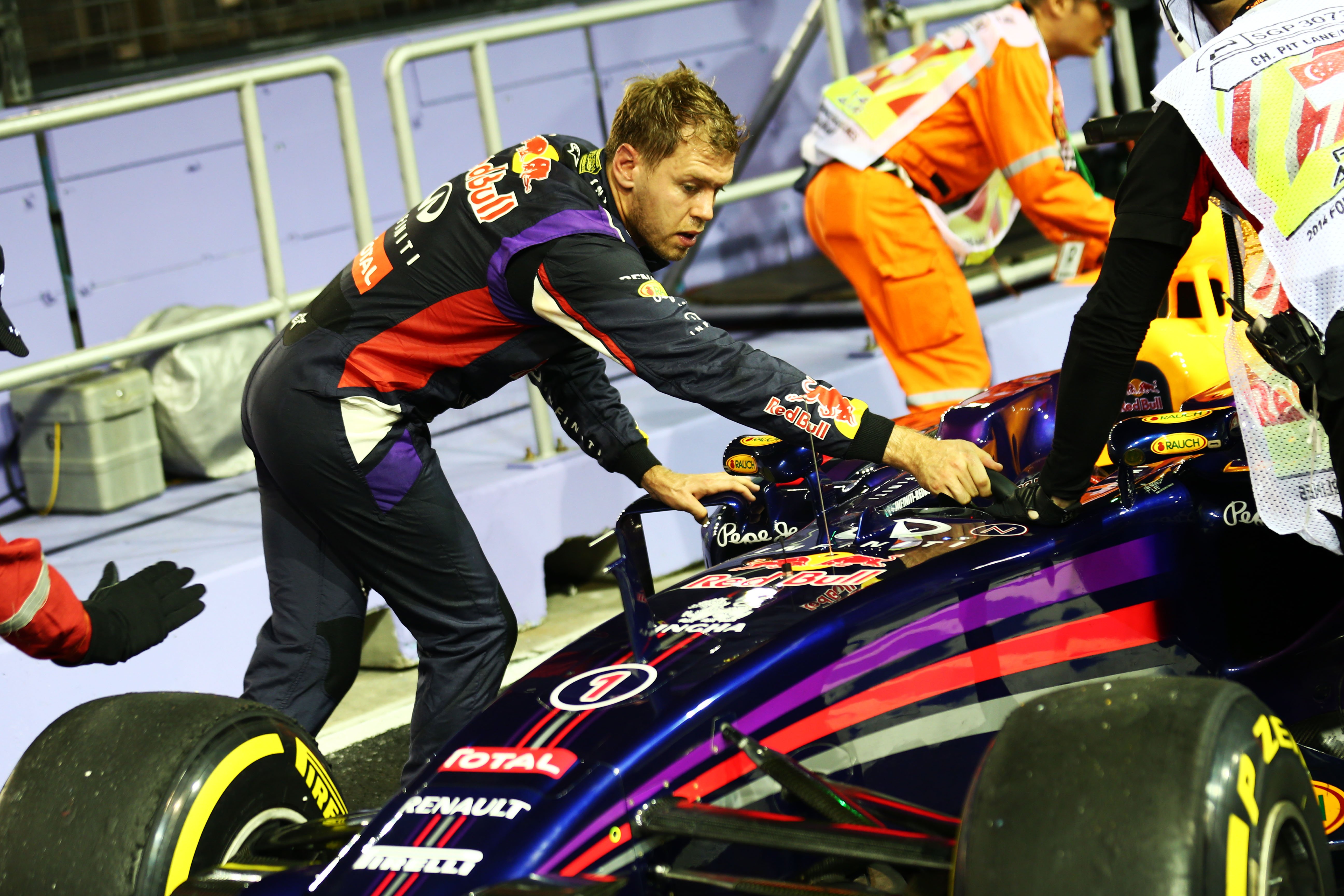 Weer pech voor Vettel