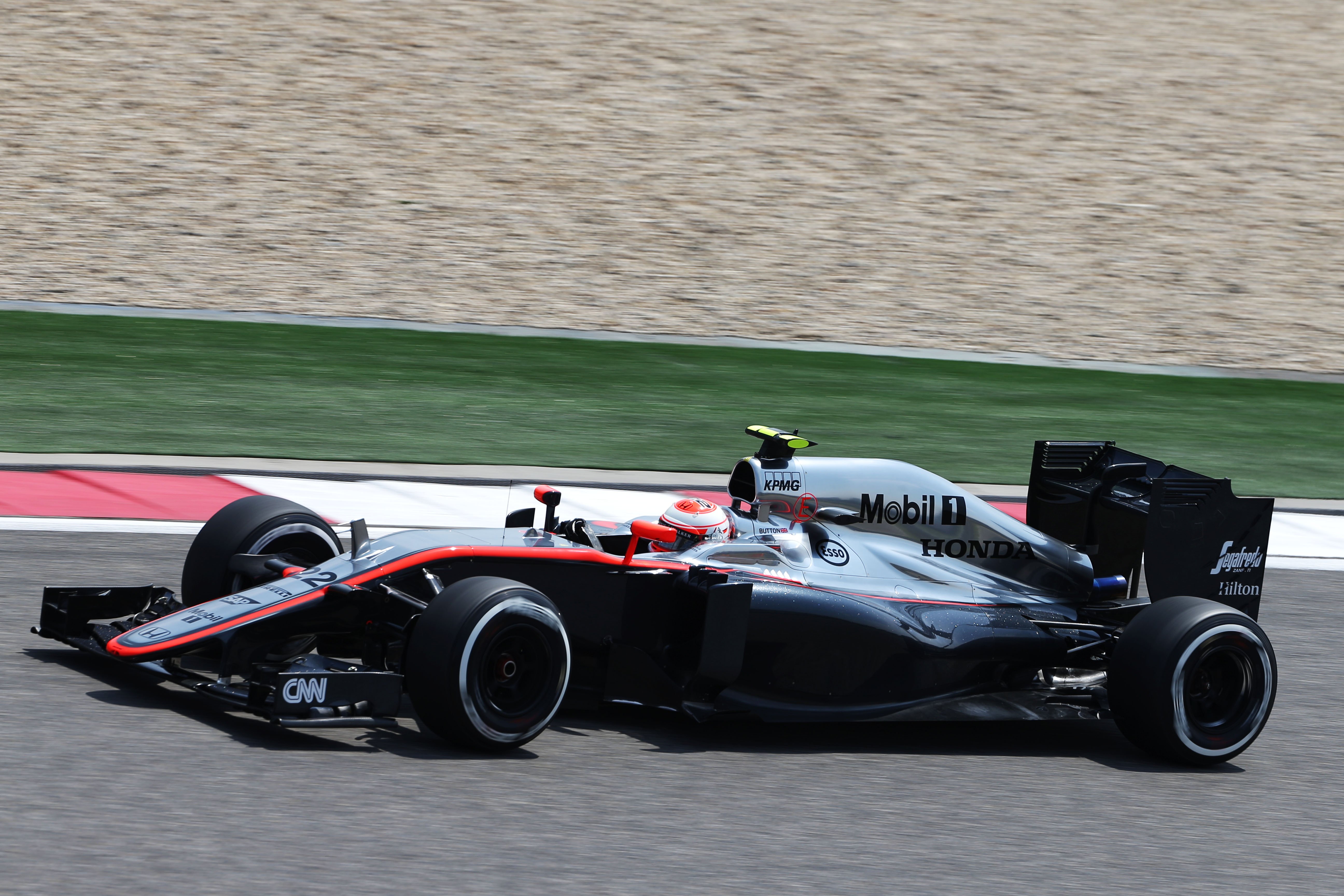 McLaren blijft weer in Q1 steken
