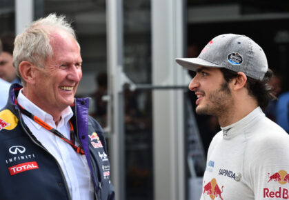 Helmut Marko en Carlos Sainz